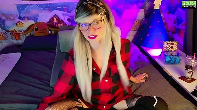 Kittychatte online show from 12/04/25, 08:52