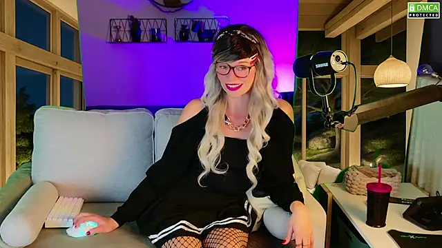 Kittychatte online show from 09/10/25, 07:57