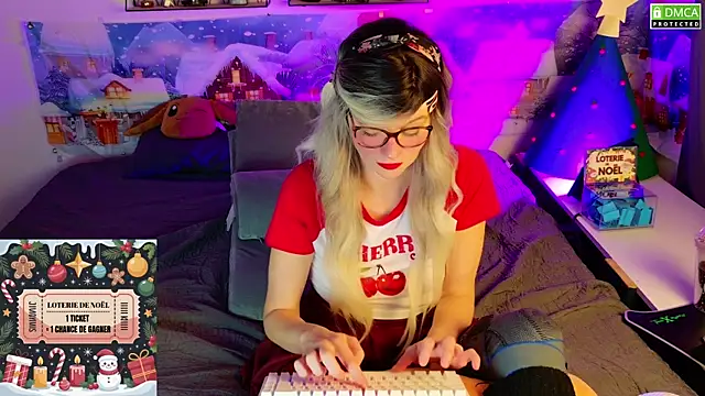 Kittychatte online show from 12/18/25, 09:18