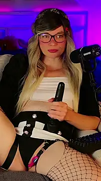Kittychatte online show from 06/05/26, 01:39