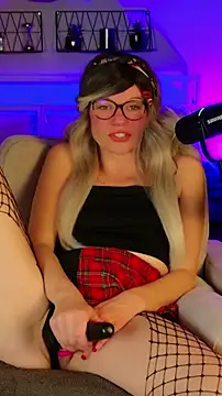 Kittychatte online show from 05/18/26, 08:02