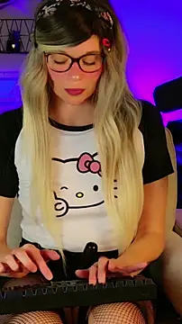 Snapshot of Kittychatte chatting on 06/09/26, 08:32 Kittychatte online show from 06/09/26, 08:32