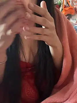 LaPetitechienne1 online show from 04/01/26, 06:59