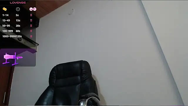 Snapshot of abby_taylor chatting on 10/15/25, 11:29 abby taylor online show from 10/15/25, 11:29