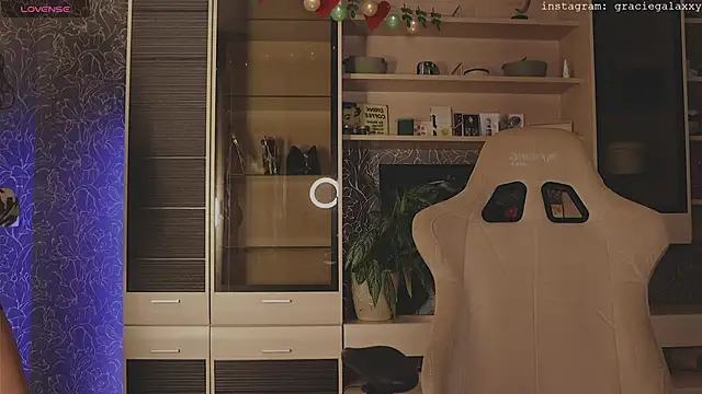 Chill out with Salvia online show from 11/18/25, 03:59