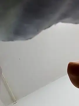 Umaru uwu online show from 11/12/25, 06:50