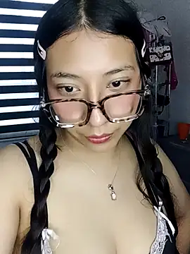 Snapshot of Umaru_uwu chatting on 09/21/25, 11:54 Umaru uwu online show from 09/21/25, 11:54