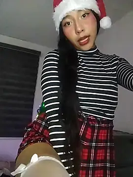 Umaru uwu online show from 12/15/25, 01:22