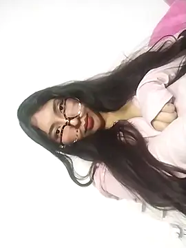 Umaru uwu online show from 11/17/25, 04:27