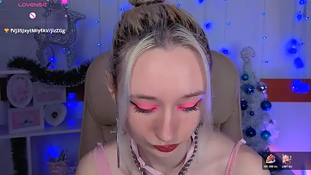 Katia Kim online show from 12/23/25, 06:23