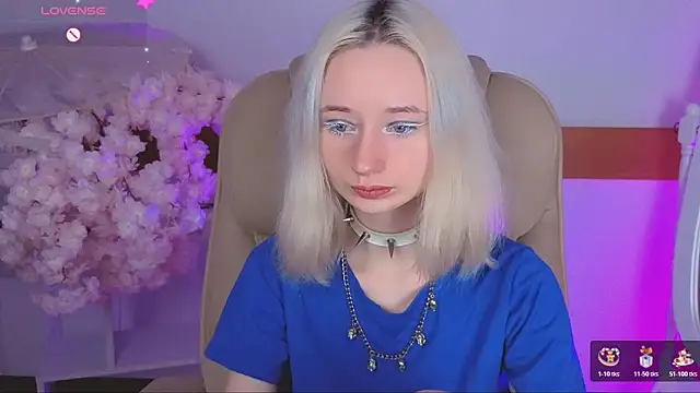 Katia Kim online show from 12/19/25, 06:16