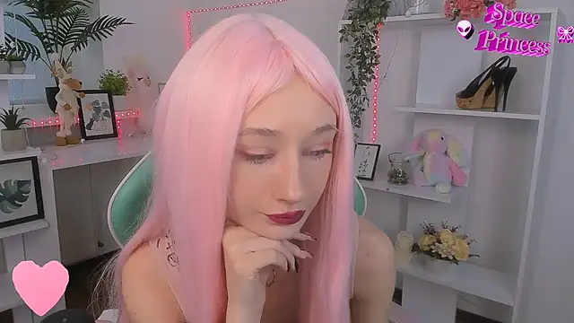 Katia Kim online show from 10/28/25, 06:45