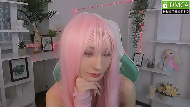 Katia Kim online show from 10/21/25, 05:40