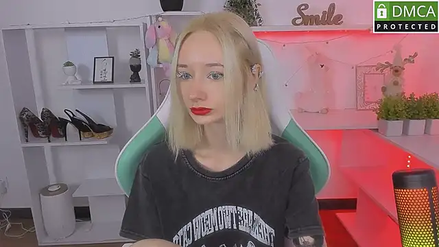 Katia Kim online show from 10/09/25, 05:41