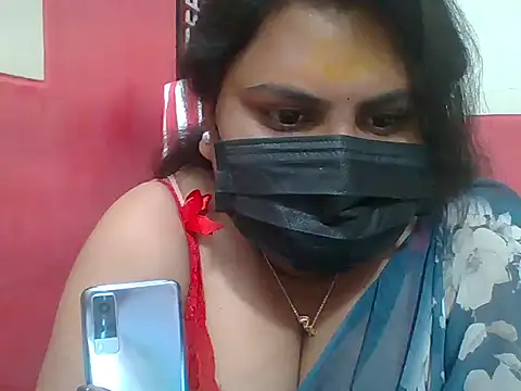 Snapshot of radhatelugu chatting on 03/19/26, 04:51 radhatelugu online show from 03/19/26, 04:51