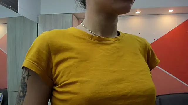 Mhelanny2 online show from 10/01/25, 07:51