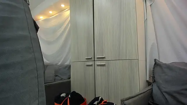 Mhelanny2 online show from 03/07/26, 01:23