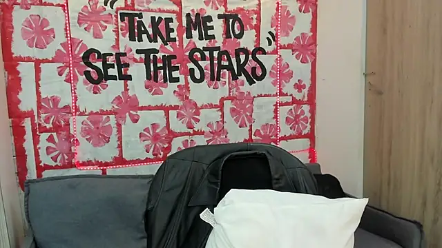 Mhelanny2 online show from 03/05/25, 08:10