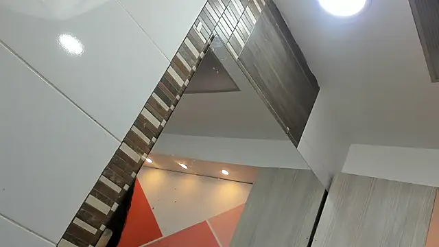 Mhelanny2 online show from 09/12/25, 09:03