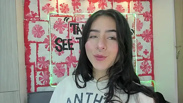 Mhelanny2 online show from 03/05/25, 11:17