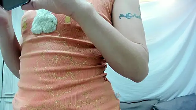 Mhelanny2 online show from 03/04/26, 05:10