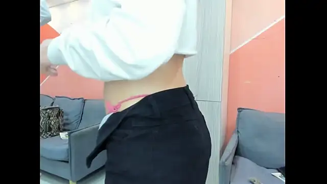 Mhelanny2 online show from 11/06/25, 07:51