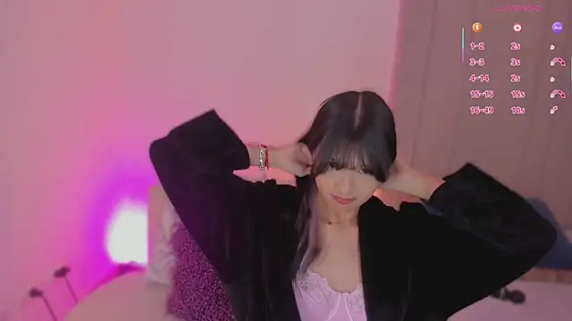 luisah  online show from 04/30/26, 08:49