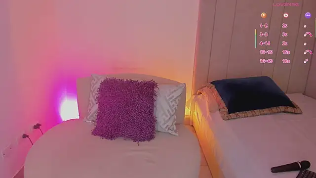 luisah  online show from 04/22/26, 08:48