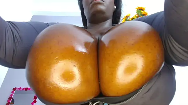 AnaSpencerx online show from 04/12/26, 12:41