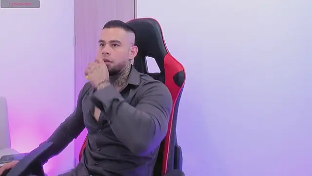 jeanpi01 online show from 04/04/26, 03:46