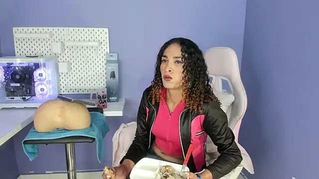 StefanyMiler online show from 09/12/25, 08:30