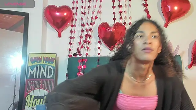Snapshot of StefanyMiler chatting on 04/18/26, 07:18 StefanyMiler online show from 04/18/26, 07:18