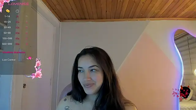 Snapshot of cristal__hot_1 chatting on 07/04/26, 05:03 cristal hot 1 online show from 07/04/26, 05:03