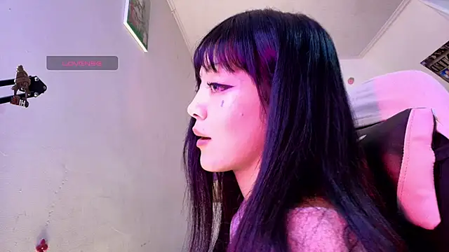 Persia 09 online show from 10/14/25, 02:56