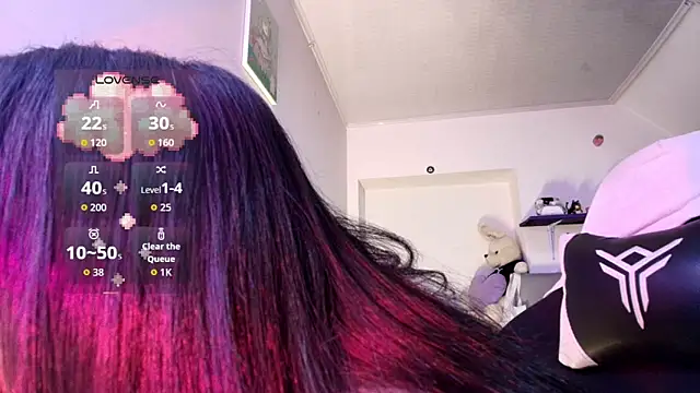 Persia 09 online show from 12/15/25, 05:46