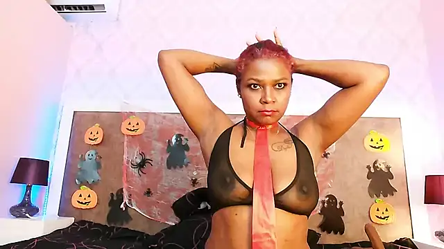 Snapshot of LisaBaileys chatting on 10/28/25, 11:42 LisaBaileys online show from 10/28/25, 11:42