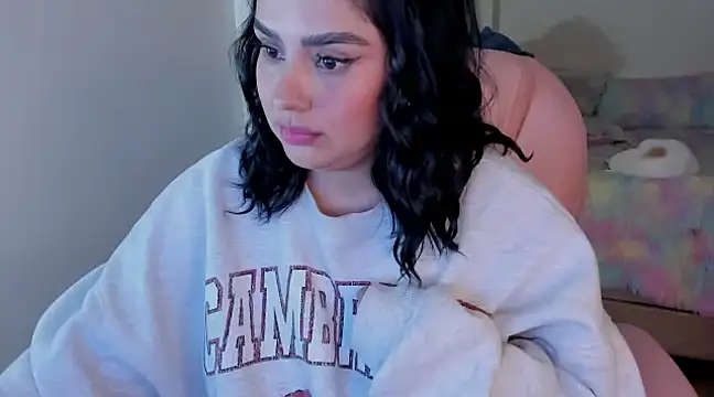 Snapshot of rosalie_lust chatting on 02/11/25, 10:25 rosalie lust online show from 02/11/25, 10:25