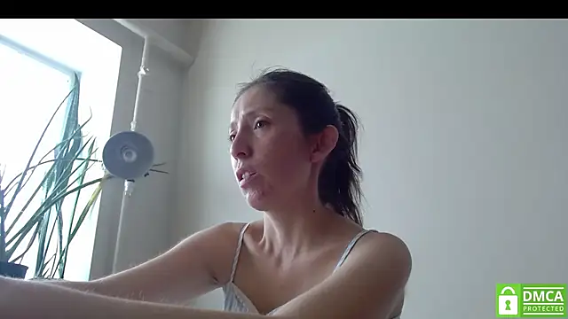 Sophi Cute online show from 09/28/25, 08:32