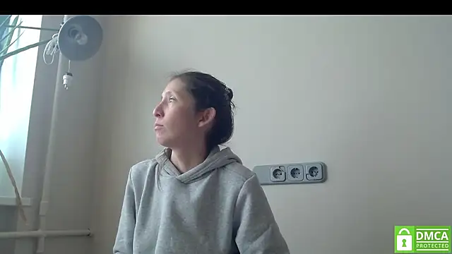 Sophi Cute online show from 11/07/25, 08:19