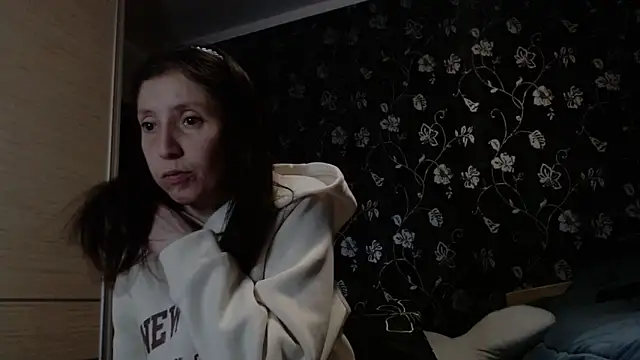 Sophi Cute online show from 12/20/25, 01:47