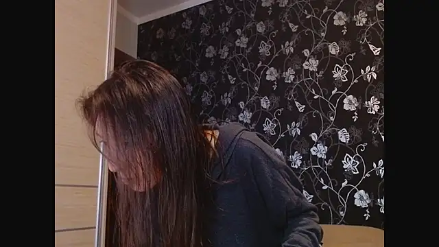 Sophi Cute online show from 12/21/25, 09:55