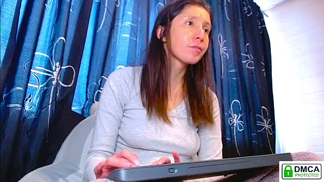 Sophi Cute online show from 02/19/26, 02:03