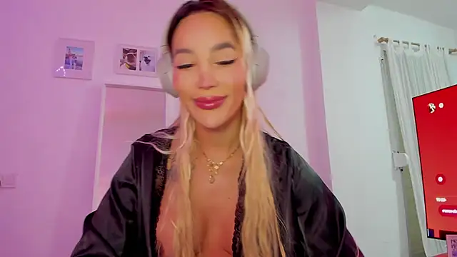  viioletweekend  online show from 12/05/25, 07:01