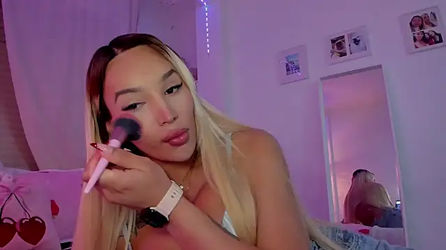  viioletweekend  online show from 11/28/25, 08:42