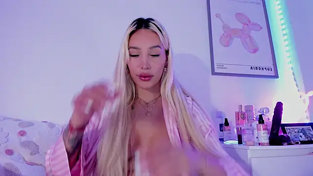  viioletweekend  online show from 03/10/25, 12:07