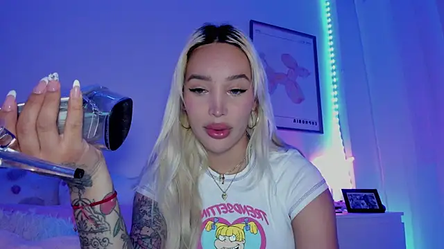  viioletweekend  online show from 03/12/25, 09:35