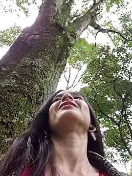 Snapshot of Sam_Sara chatting on 02/14/26, 06:08 Sam Sara online show from 02/14/26, 06:08