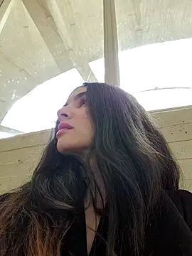 Sam Sara online show from 04/11/26, 08:01