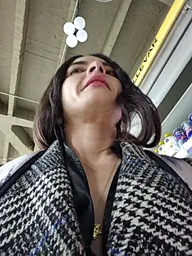 Snapshot of Sam_Sara chatting on 01/31/26, 07:12 Sam Sara online show from 01/31/26, 07:12