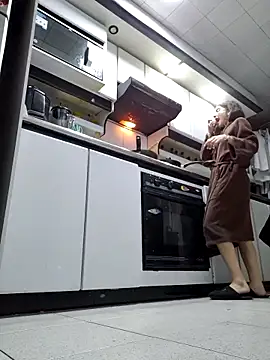 Sam Sara online show from 04/13/26, 05:33